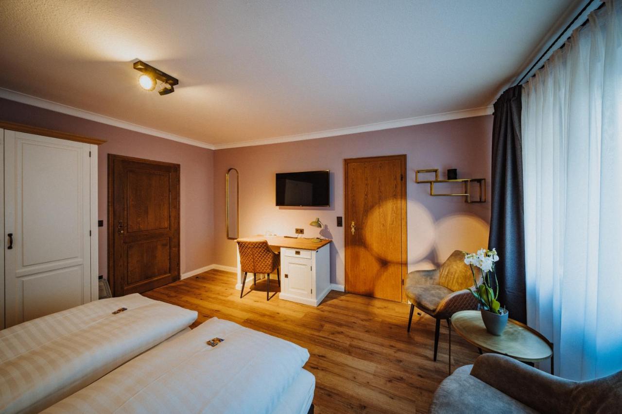 Antik-Hotel EICHENHOF Bad Salzuflen Buitenkant foto
