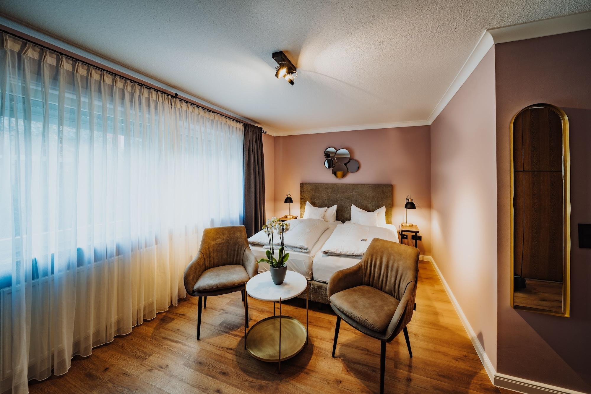 Antik-Hotel EICHENHOF Bad Salzuflen Buitenkant foto