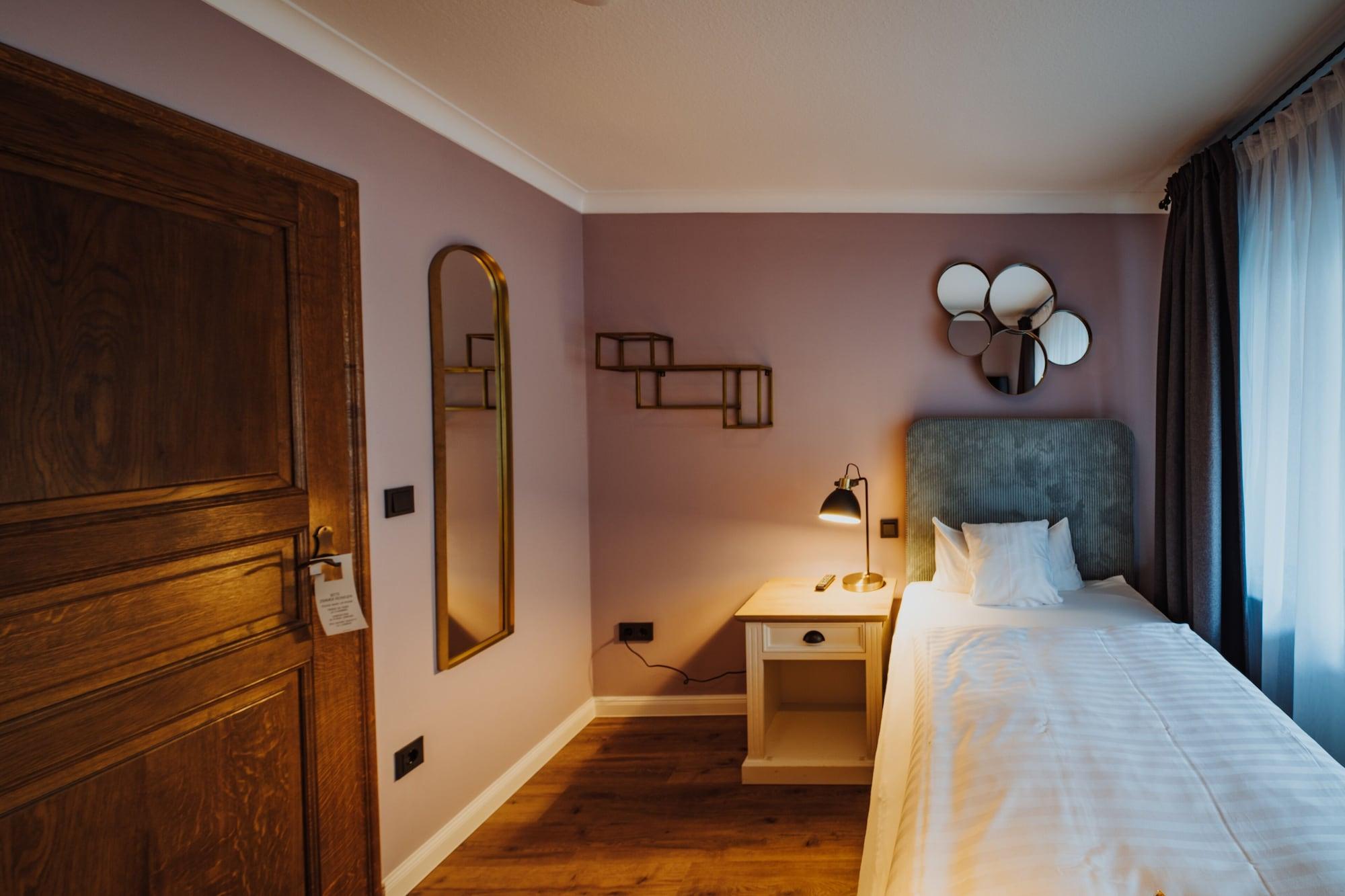 Antik-Hotel EICHENHOF Bad Salzuflen Buitenkant foto